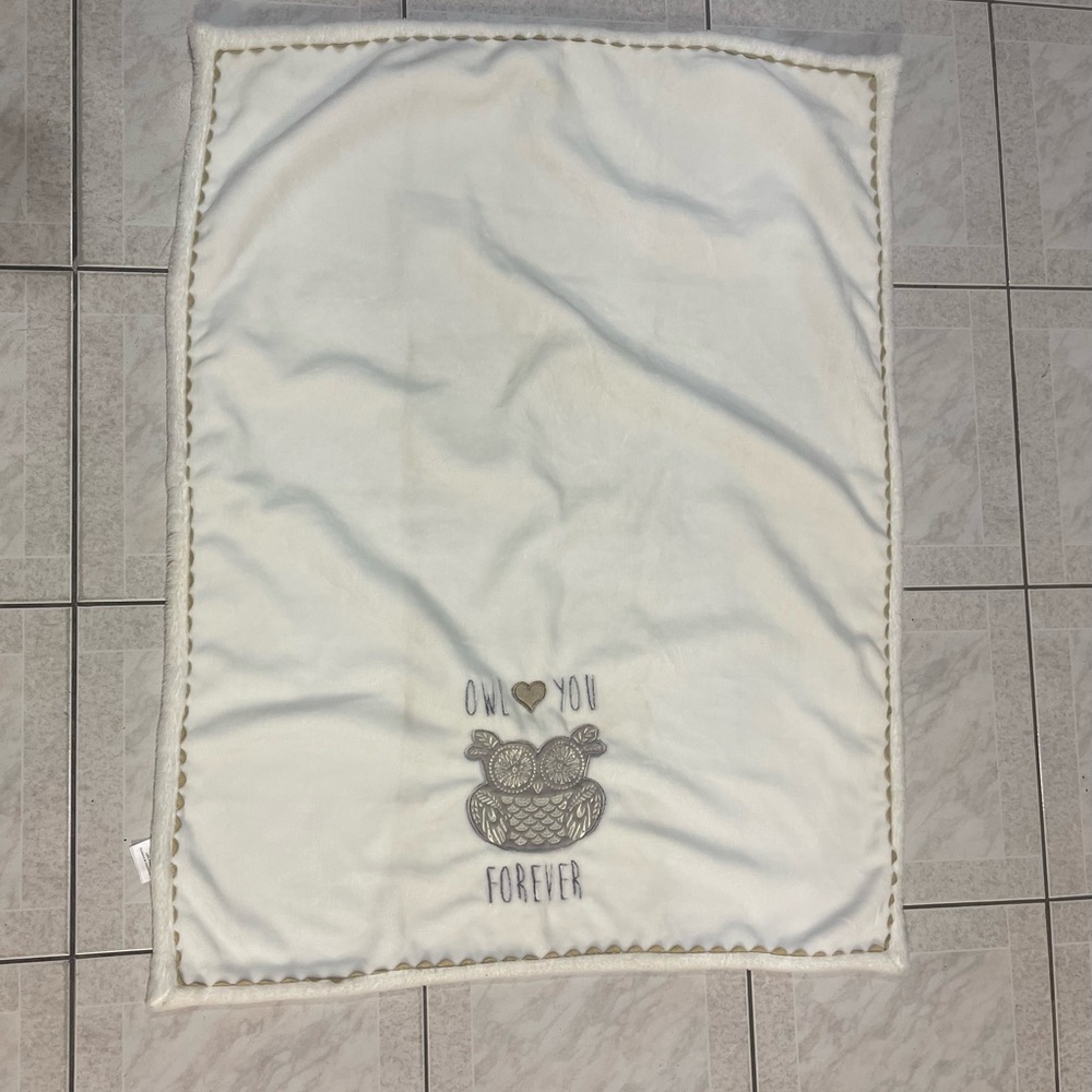 Levtex White Baby Blanket with Gold Trim